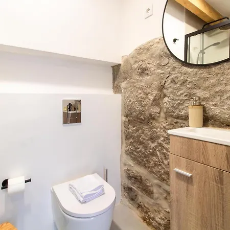 Apartment Olive Tree House By Lovelystay
